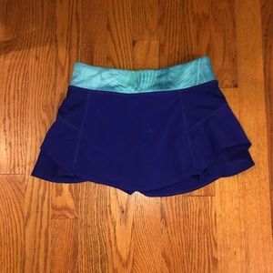 Athleta Skort. Athletic skirt with built inshorts.